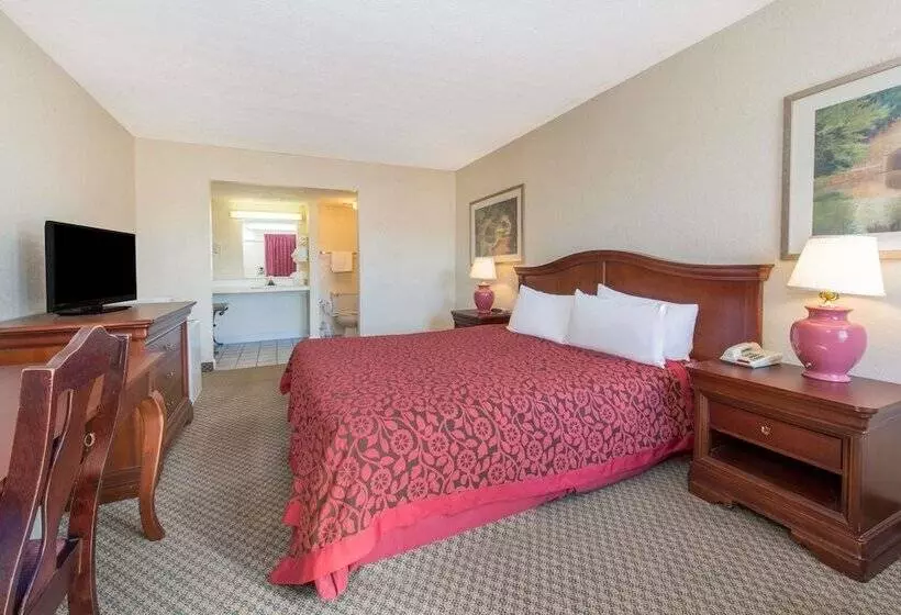 ホテル Days Inn & Suites By Wyndham Dayton North