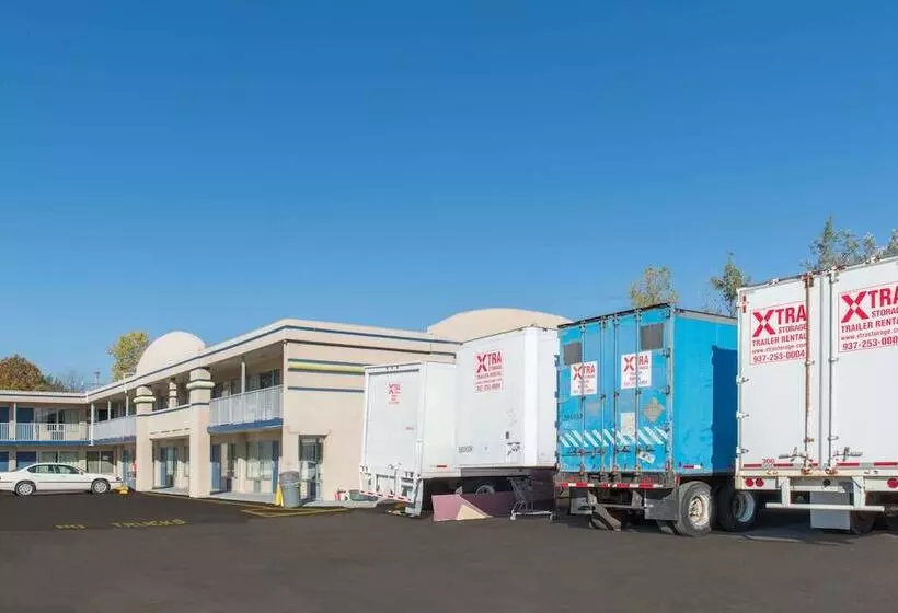 ホテル Days Inn & Suites By Wyndham Dayton North