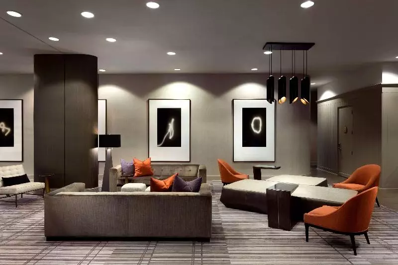 Отель Doubletree By Hilton Dallascampbell Centre