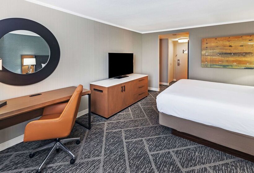 Szálloda Doubletree By Hilton Tulsa Warren Place