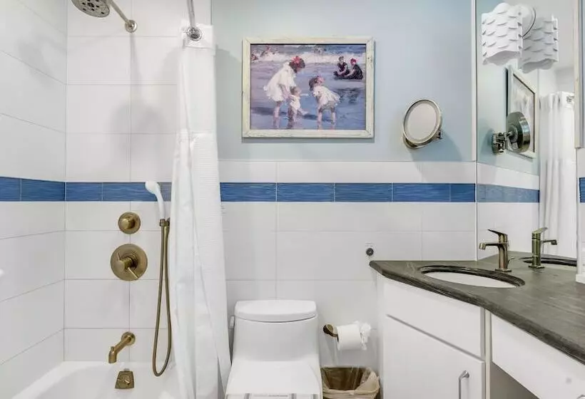 فندق East Hampton House Resort