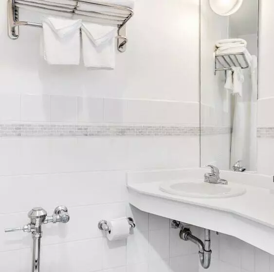 فندق East Hampton House Resort