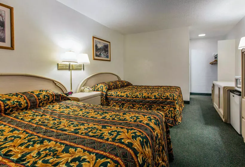 בית מלון כפרי Laguna Inn