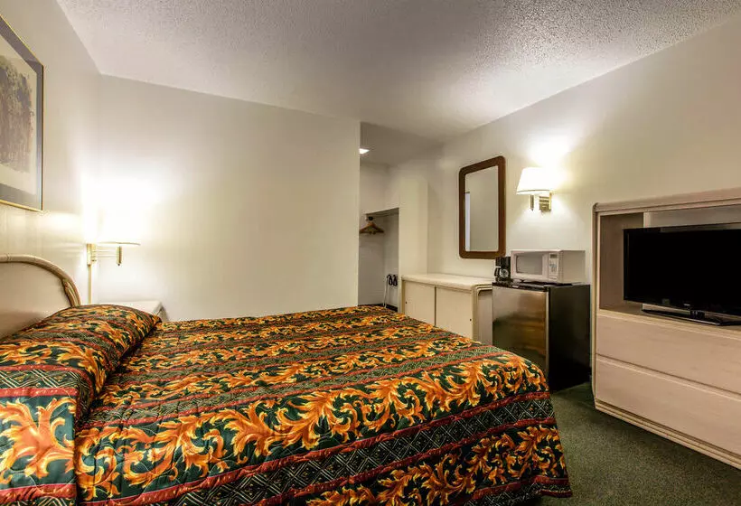 בית מלון כפרי Laguna Inn