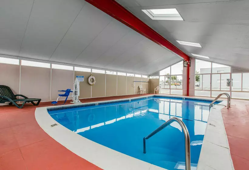 בית מלון כפרי Laguna Inn