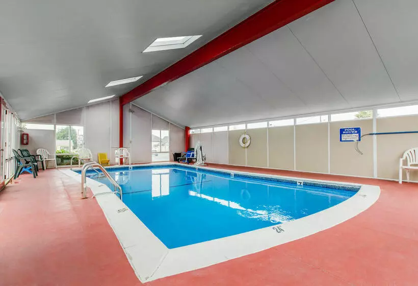 בית מלון כפרי Laguna Inn