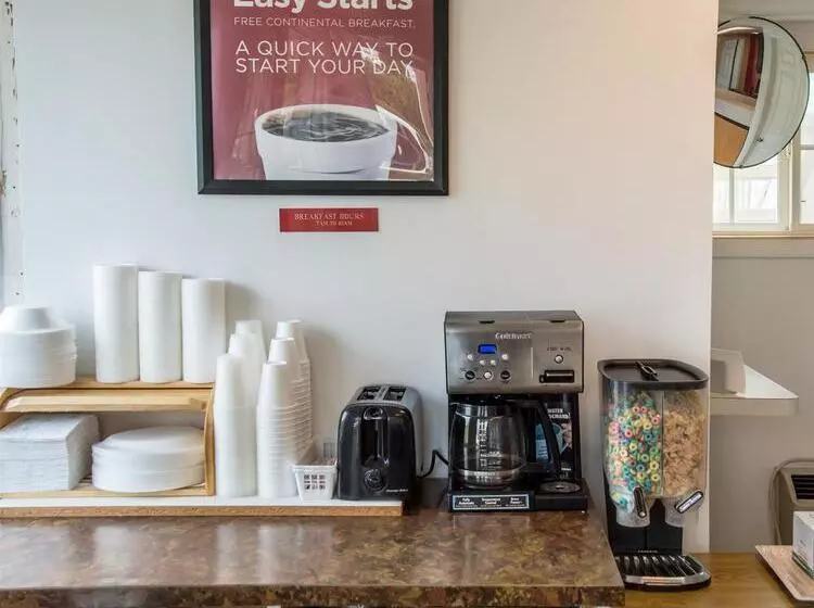 酒店 Econo Lodge Franklin