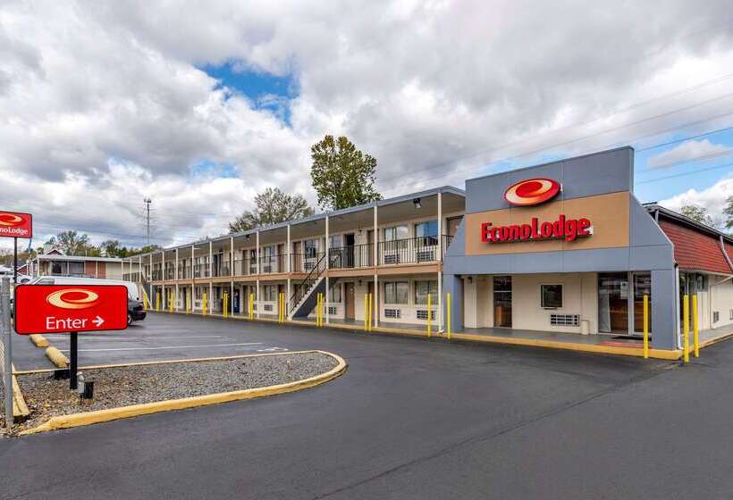 هتل Econo Lodge North Charlottesville
