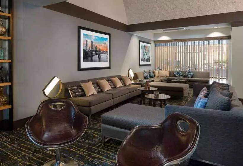 هتل Embassy Suites By Hilton Austin Central