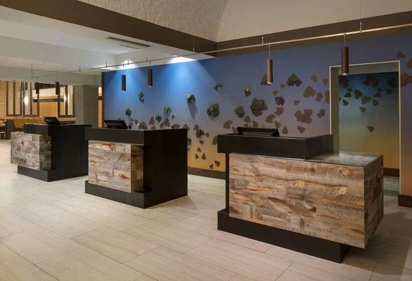 هتل Embassy Suites By Hilton Austin Central