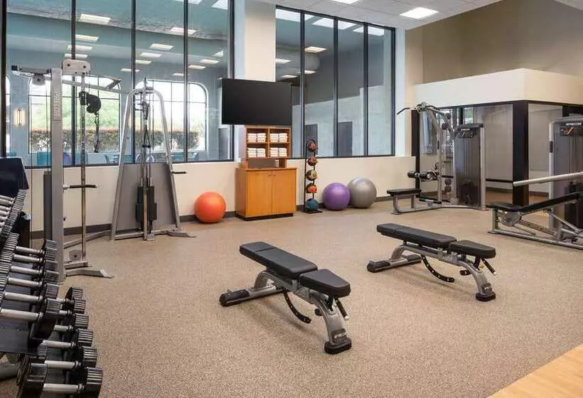 هتل Embassy Suites By Hilton Austin Central