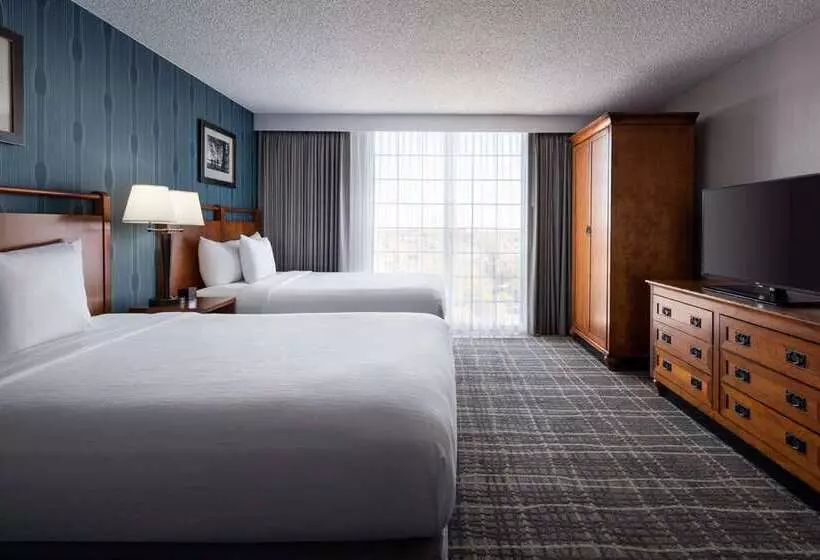 هتل Embassy Suites By Hilton Austin Central