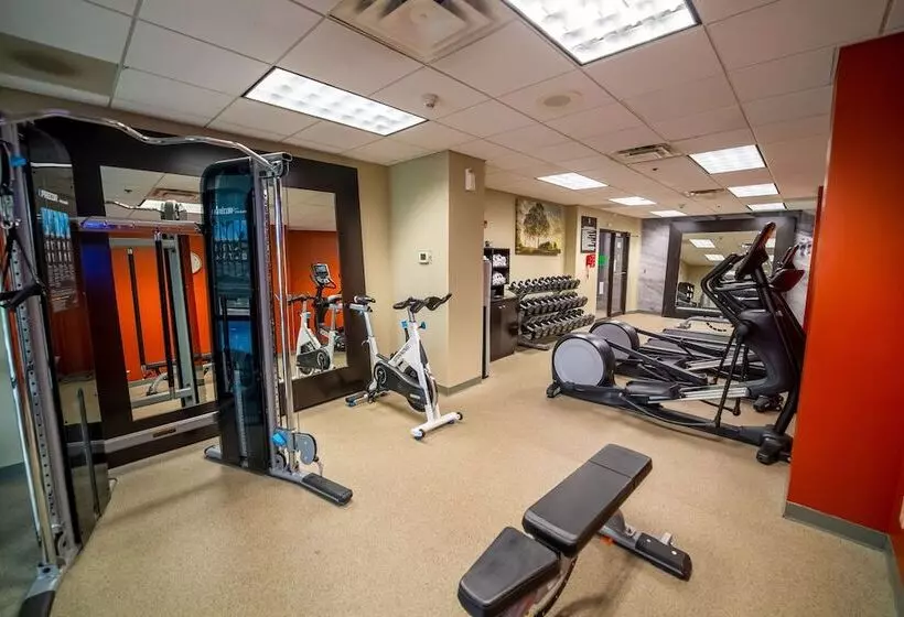 ホテル Embassy Suites By Hilton Kansas City Overland Park