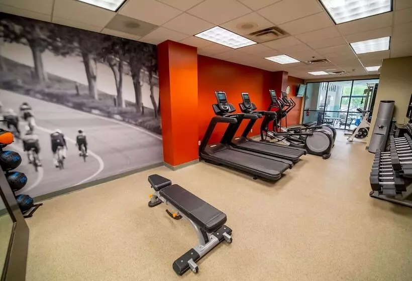 ホテル Embassy Suites By Hilton Kansas City Overland Park