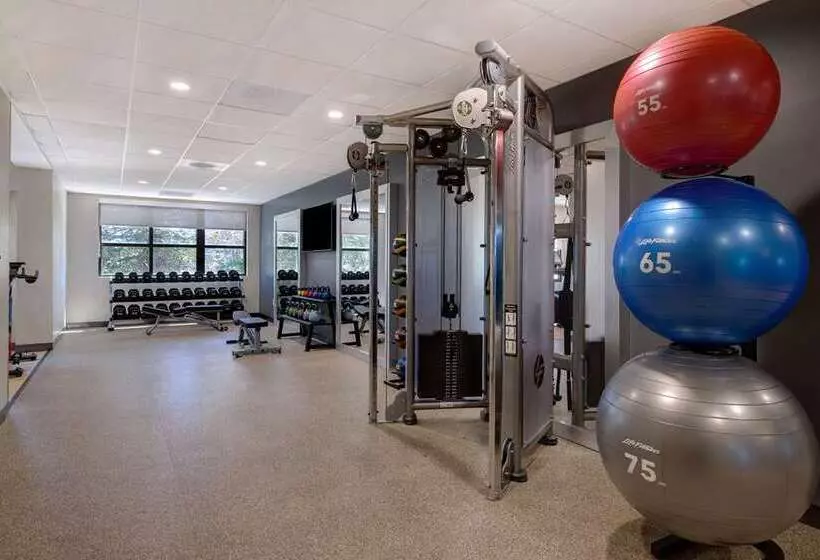 فندق Embassy Suites By Hilton Santa Clara Silicon Valley