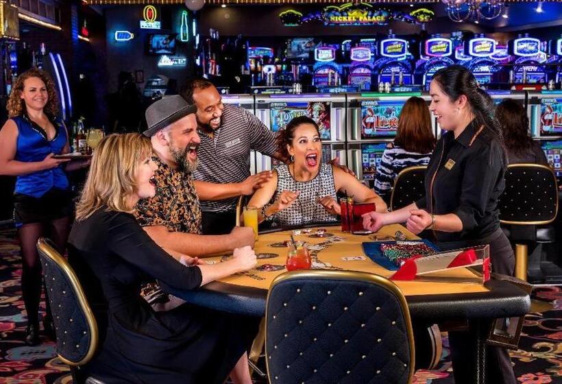 Four Queens Hotel And Casino