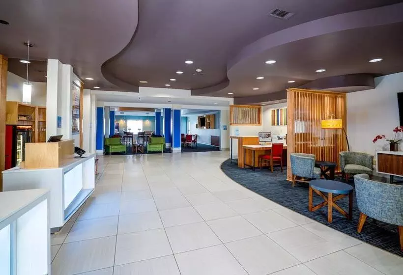 Holiday Inn Express Hotel Winona North, An Ihg