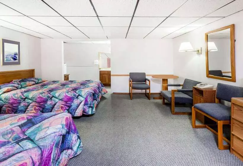 Otel Knights Inn Mackinaw City