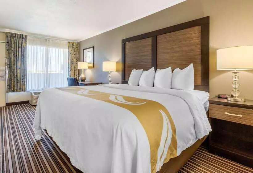 ホテル Sweet Home Inn & Extended Stay