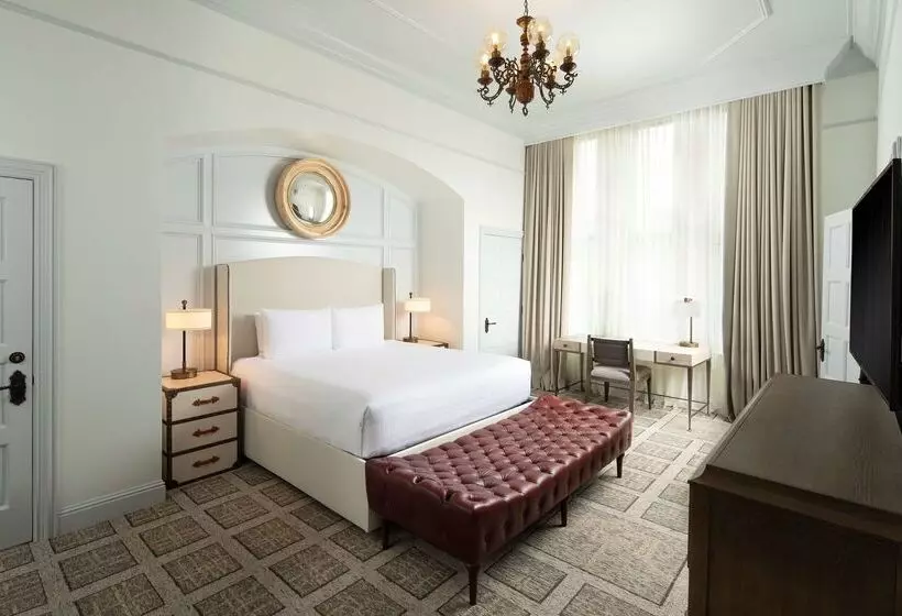 בית מלון כפרי The Driskill