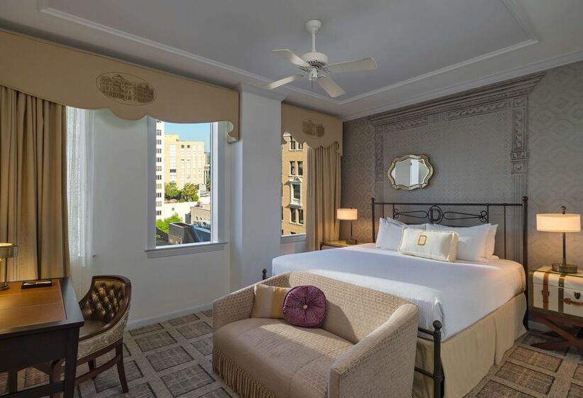 فندق The Driskill