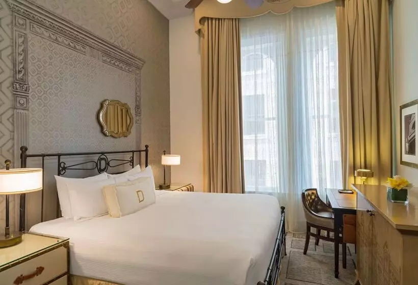 בית מלון כפרי The Driskill