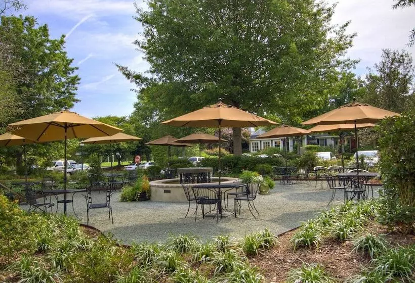فندق The Fearrington House Inn