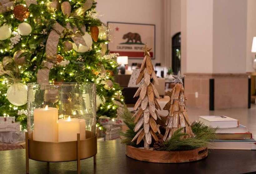 استراحتگاه Zachari Dunes On Mandalay Beach, Curio Collection By Hilton