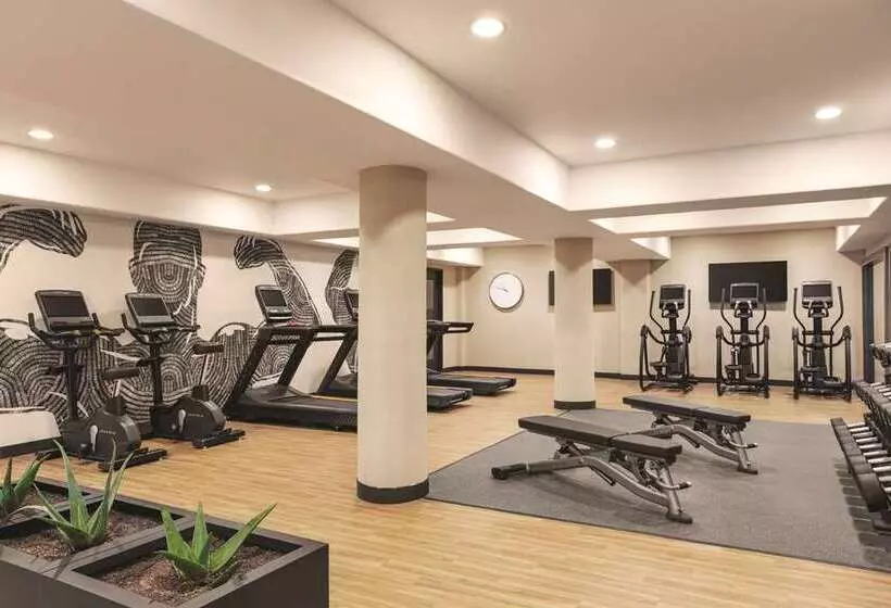 리조트 Zachari Dunes On Mandalay Beach, Curio Collection By Hilton