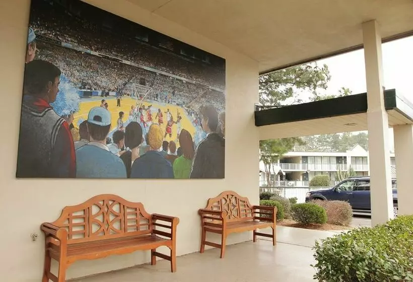 Chapel Hill University Inn Hotel