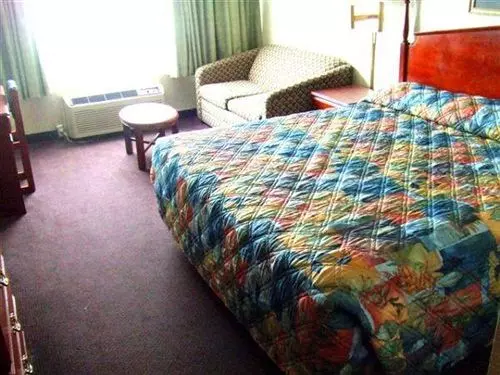 ホテル A Victory Inn Mount Clemens