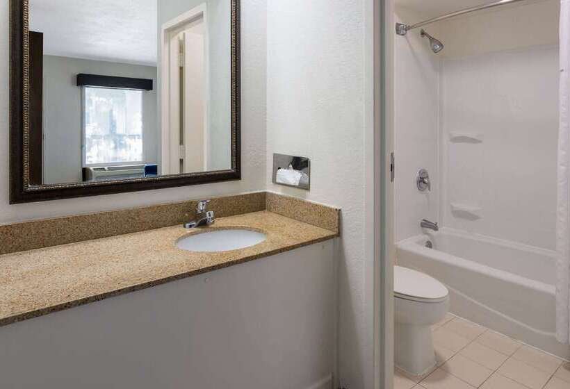 酒店 Baymont By Wyndham Camp Lejeune