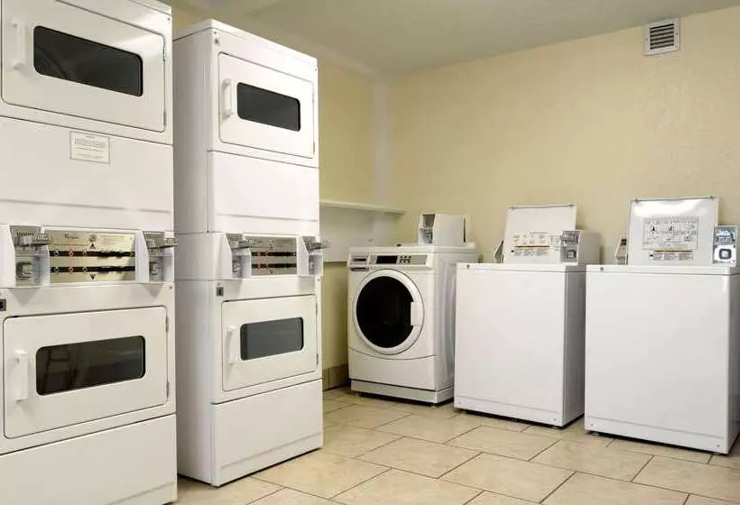 בית מלון כפרי Baymont By Wyndham Macon I75