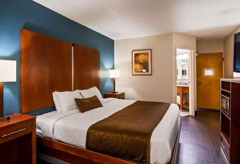 Отель Best Western Plus Richmond