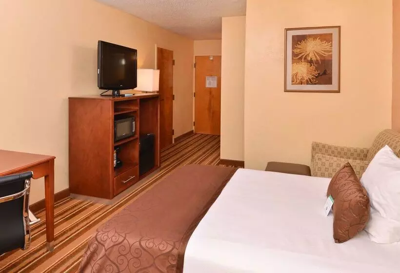 Отель Best Western Plus Richmond
