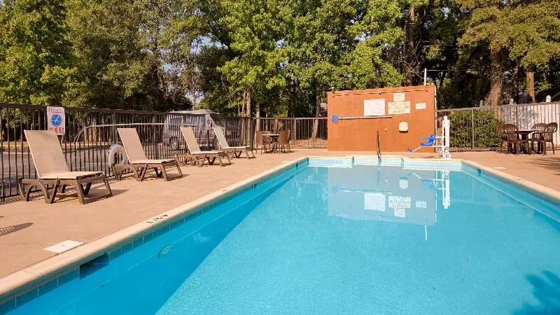 Отель Best Western Plus Richmond