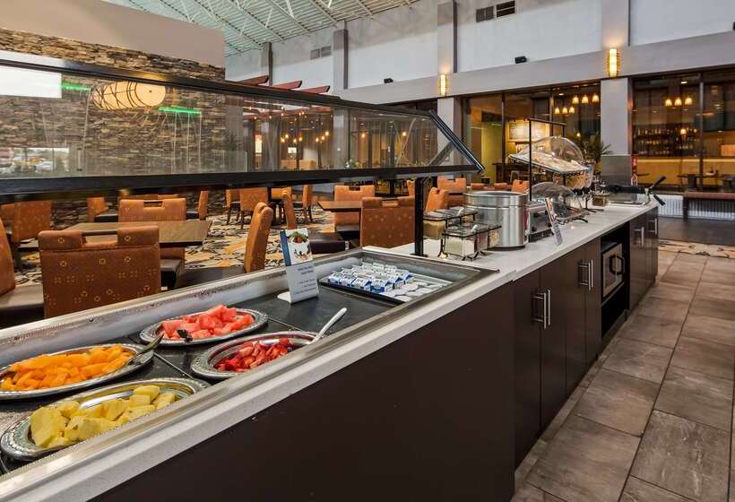 The Great Rivers, Ascend Hotel Collection