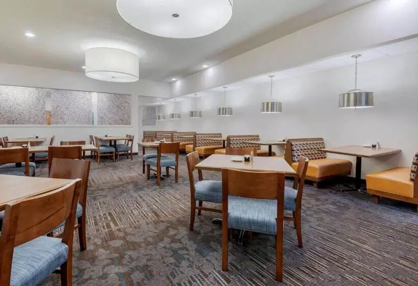 Otel Clarion Inn Elmira Horseheads