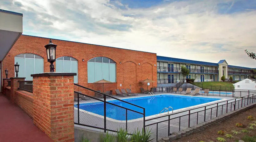 فندق Days Inn Blacksburg Conference Center