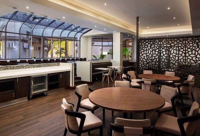 Otel Doubletree By Hilton Phoenix Mesa