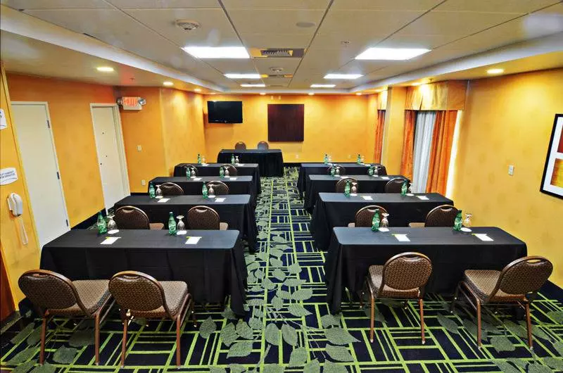 فندق Fairfield Inn & Suites Anaheim North Buena Park