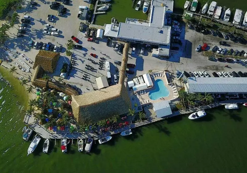 Hotel Gilbert's Resort