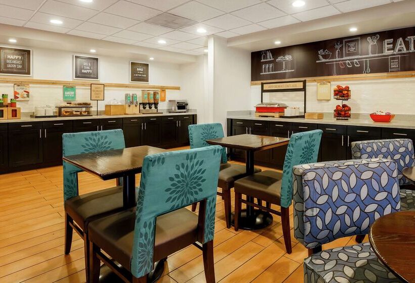 هتل Hampton Inn By Hilton Chicago Midway Airport