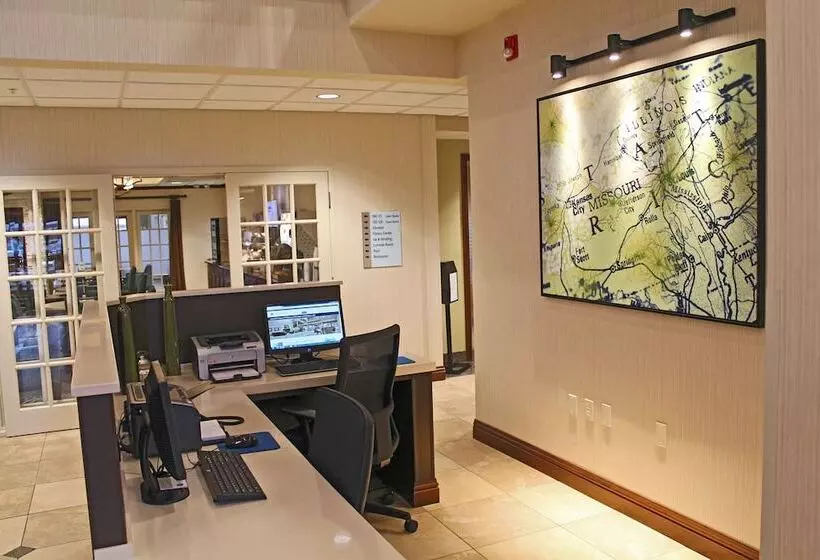 Holiday Inn Express Hotel & Suites Cape Girardeau I 55, An Ihg