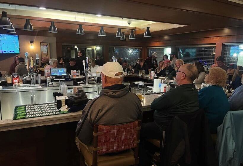 فندق Holiday Inn Resort Lake George, An Ihg