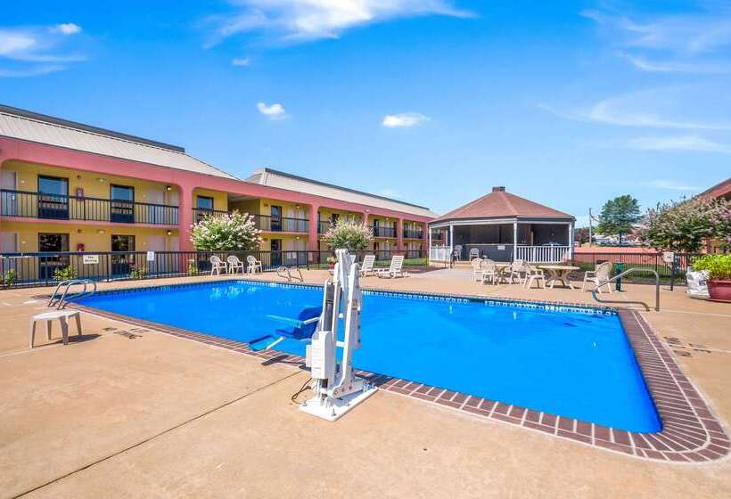 فندق Quality Inn Fredericksburg, Central Park Area