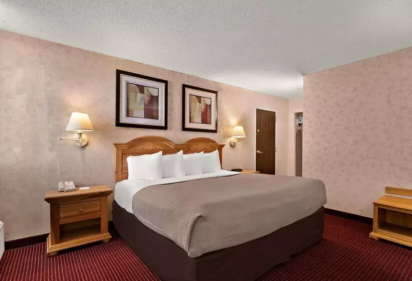 Hotel Quality Inn & Suites