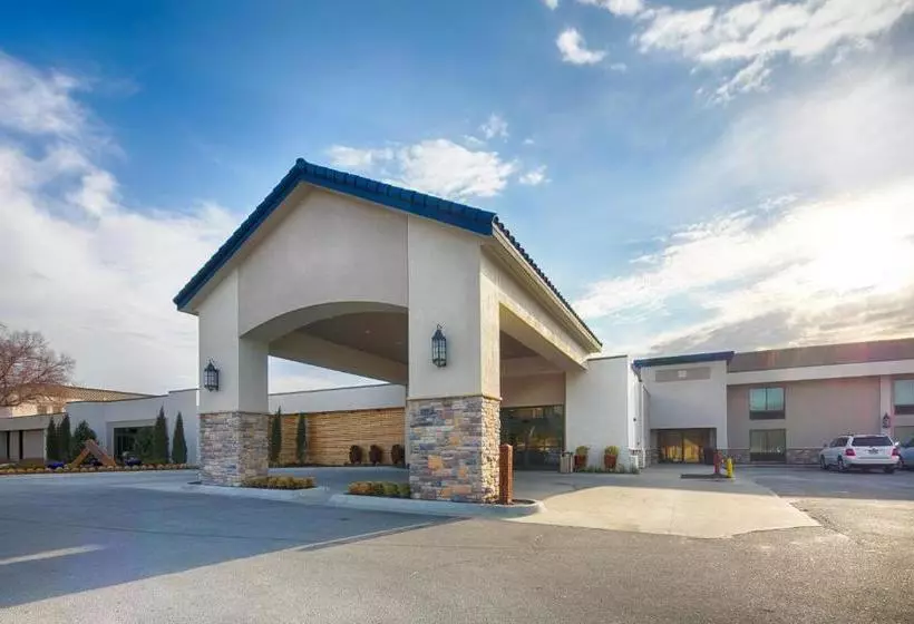 Hotel Coco Key Omaha  And Water Resort