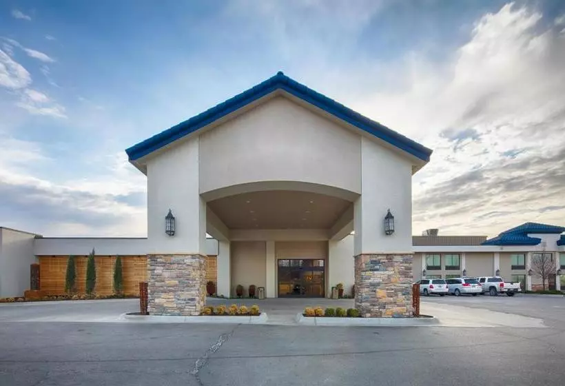 Hotel Coco Key Omaha  And Water Resort