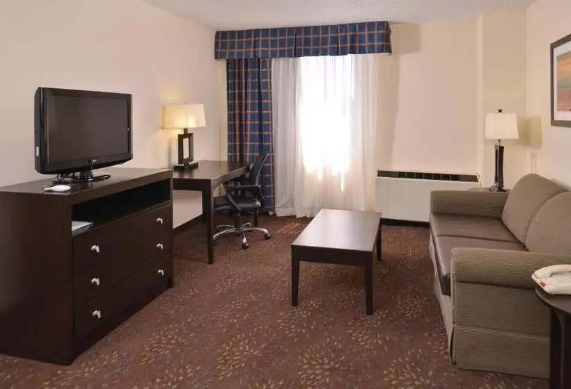 Ramada Plaza By Wyndham Sheridan Hotel & Convention Center